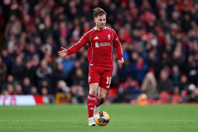 МЮ націлився на півзахисника з клубу-конкурента