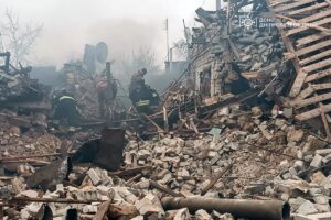 На Дніпропетровщині внаслідок ударів РФ постраждали неповнолітні