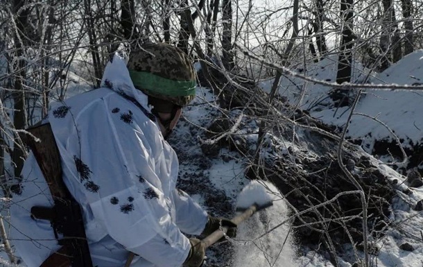 Окупанти перейшли по кризі у Закітне, триває зачистка