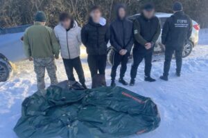 Прикордонники зірвали “рейс” братів-близнюків через Дністер