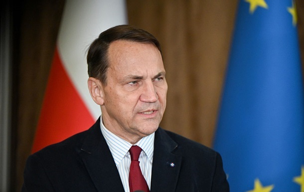 Сікорський озвучив припущення щодо Путіна