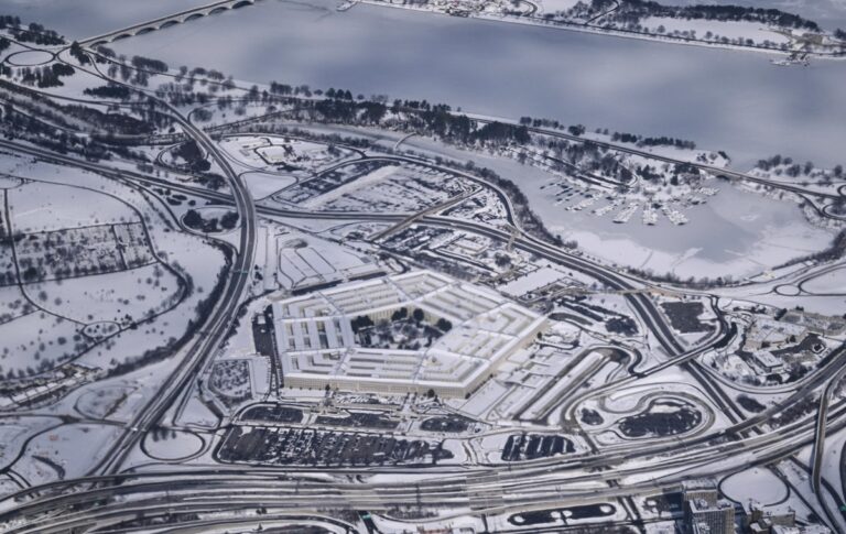 США ударили по трьох “наркочовнах”, загинули 11 людей