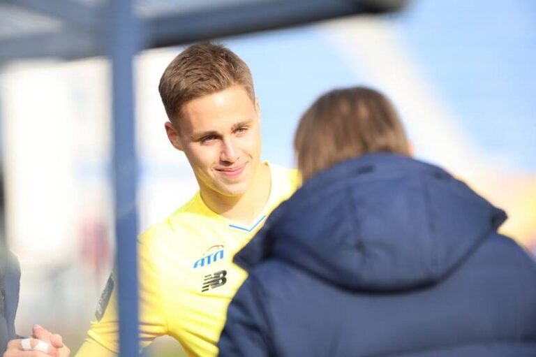 У Динамо прокоментували вихід Суркіса на поле