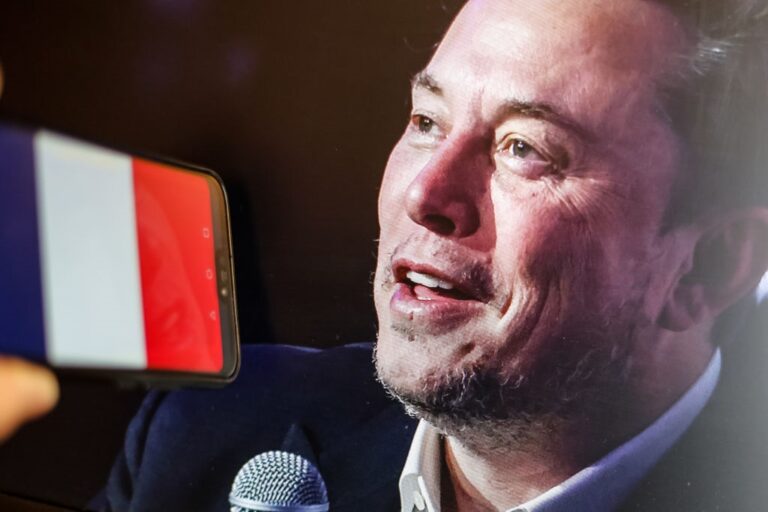 У Франції пройшли обшуки в офісах соцмережі Х