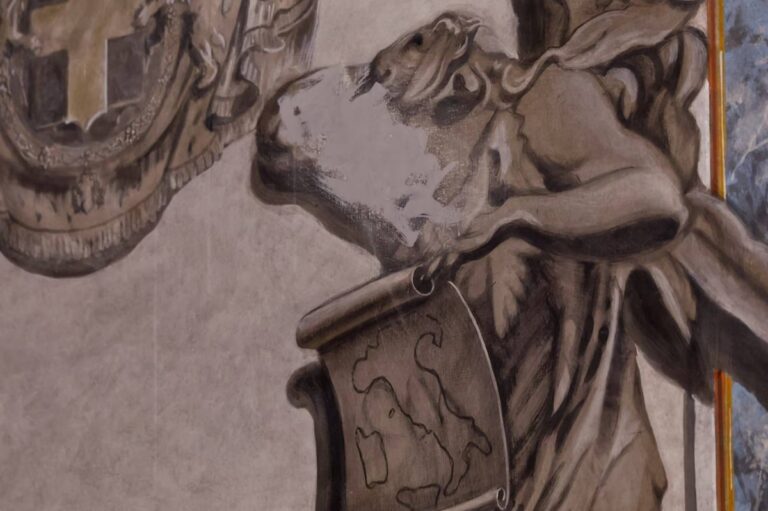 У Римі зафарбували фреску з янголом через схожість із Джорджею Мелоні