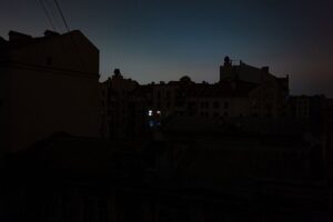 В деяких регіонах запровадили екстрені відключення