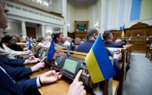 Вибори і референдум в Україні: ЗМІ виявили деталі