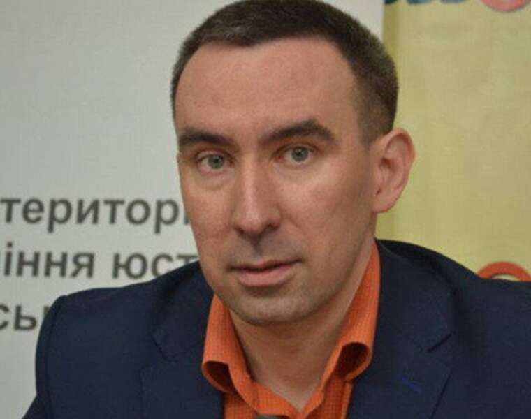 Відомий львівський митник-пенсіонер Вісьтак судиться за повернення скасованої інвалідності