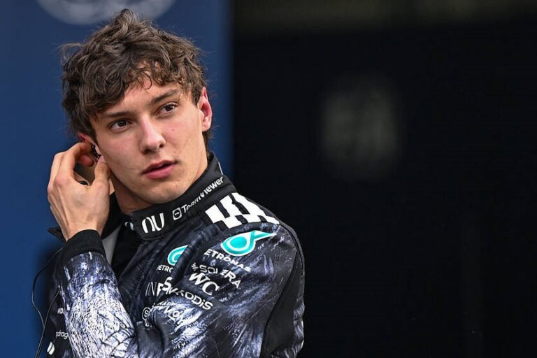 Італієць подвійно рулить у Формулі-1 вперше за понад 70 років