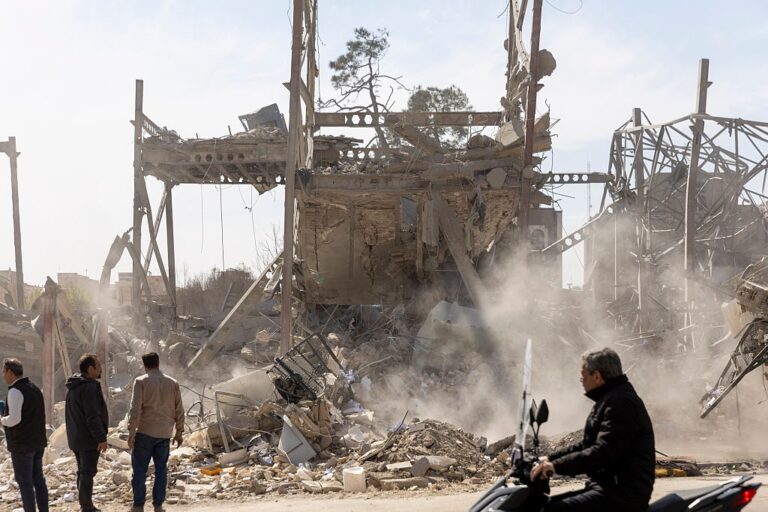 Ізраїль за ніч скинув понад 80 бомб на збройові заводи в Тегерані