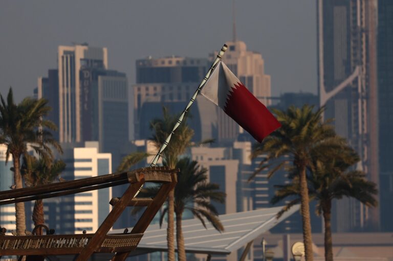 Катар видворяє іранських дипломатів після удару по енергетичному центру