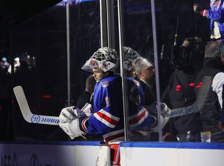 НХЛ: Оттава взяла гору над Рейнджерс