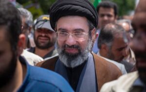 Новий лідер Ірану дав перші вказівки державним чиновникам