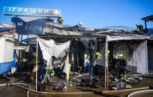 Під Одесою горів ринок Сьомий кілометр