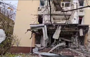 РФ обстріляла лікарню у Херсоні, троє поранених