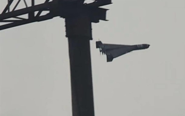 Росіяни вдарили по Кривому Рогу реактивними “шахедами”