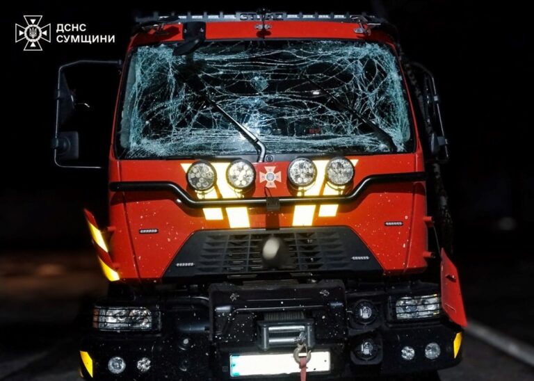 Росіяни вдарили по рятувальниках у Сумах