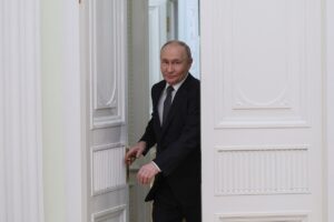 Скинутися на війну. Путін зібрав гроші з бізнесу