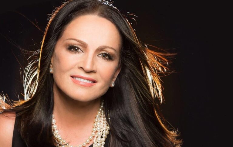 Софія Ротару вшанувала Володимира Івасюка рідкісним фото