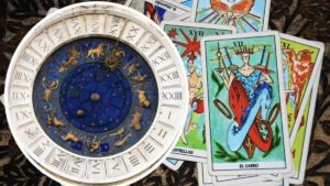 Таро-гороскоп на березень 2026: на кого чекає фінансовий прорив