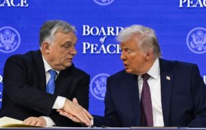 Трамп агітує угорців голосувати на виборах за Орбана