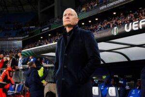 Тренер Леха прокоментував болючий виліт від Шахтаря