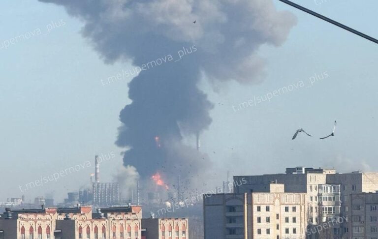 У Татарстані стався потужний вибух на заводі