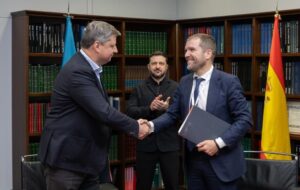 Україна та Іспанія підписали чотири оборонні угоди