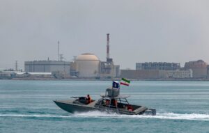 В Ірані на території АЕС, де працюють сотні росіян, впав боєприпас