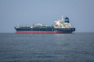 Вартість фрахту нафтових супертанкерів рекордно злетіла