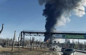 Вибухи в Татарстані: горить нафтохімічний гігант