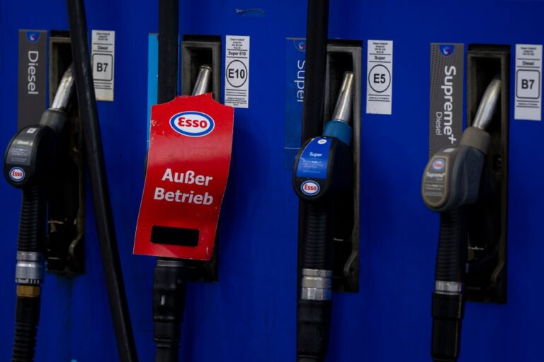 Війна в Ірані б’є по кишені європейських водіїв: у Німеччині рекордні ціни