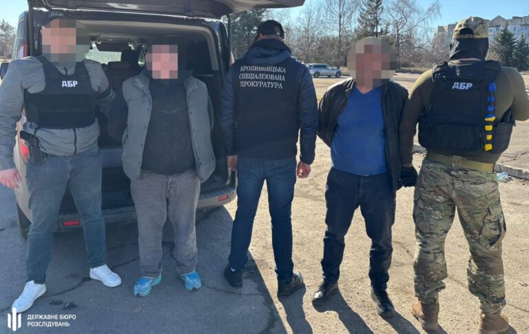 Військовий та ексдепутат продавали за $11,5 тис “непридатність” до служби