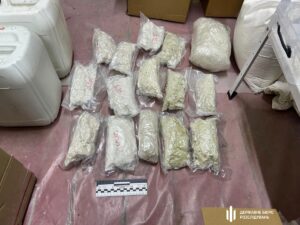 Військовослужбовця ув’язнили на 9 років за виготовлення психотропів