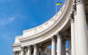 Затримання інкасаторів Ощадбанку: посла Угорщини викликали до МЗС України