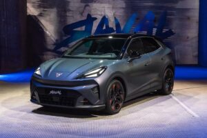 Cupra представила електричний хетчбек Raval