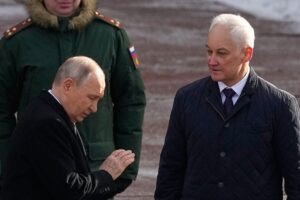 Глава Міноборони Росії відвідав КНДР