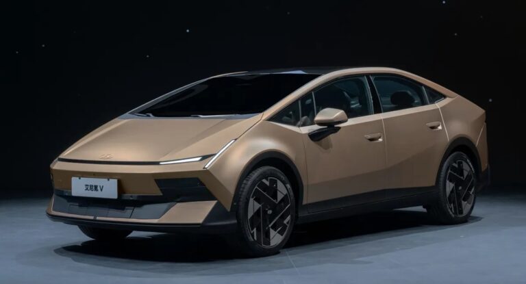 Hyundai представила серійний Ioniq V із футуристичним дизайном