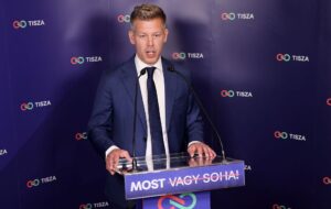 Мадяр розповів, куди зник Сіярто