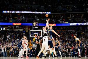 НБА: Денвер дотиснув Портленд