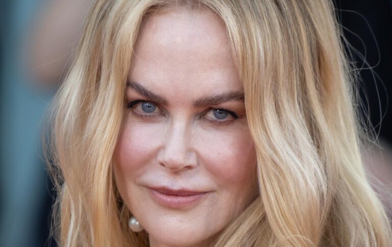 Ніколь Кідман готується стати доулою смерті після втрати матері