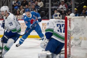 НХЛ: Колорадо та Ванкувер влаштували гольове шоу