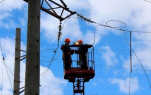 Росіяни атакували енергетику семи областей