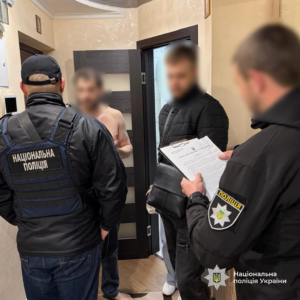 Шахраї викрали мільйон грн через SIM-карти українців