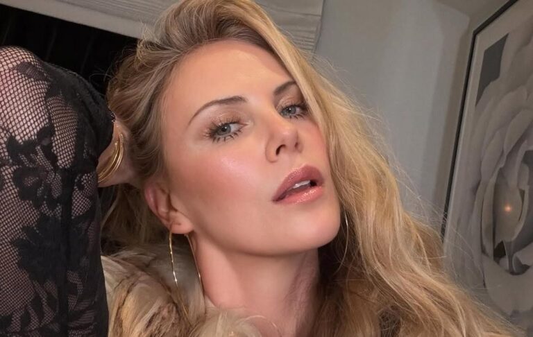 Шарліз Терон пригадала фатальну ніч, коли її мати застрелила батька