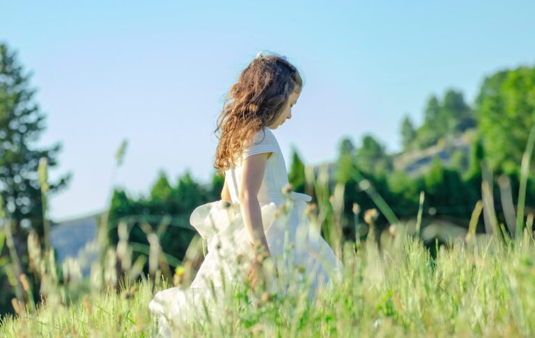 Свята 17 квітня 2026 року: іменини, традиції