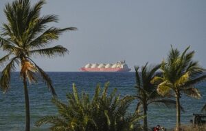 Танкери почали тікати з Перської затоки