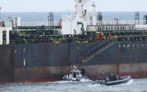 “Тіньовий флот” РФ змусили оминати шведські води