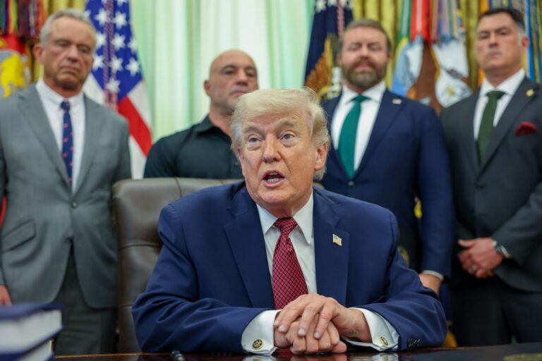 Трамп відповів, чи застосує ядерну зброю проти Ірану