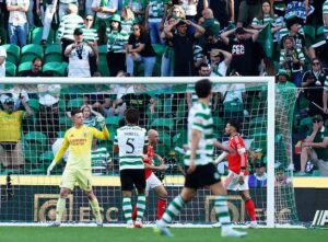 Трубін стає гравцем, який рятує Бенфіку від пенальті